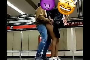 Sexo en el metro, exhibicionistas
