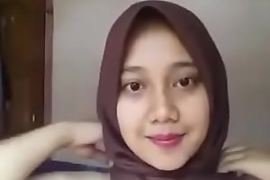 Hijab show full>_>_>_https://ouo.io/LmOh5o