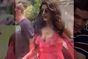 Priyanka Chopra Hot Videos  -for live cams  xxx video zo.ee/4xrKY
