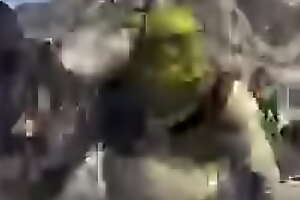 Shrek (Censored) (2001) (English)